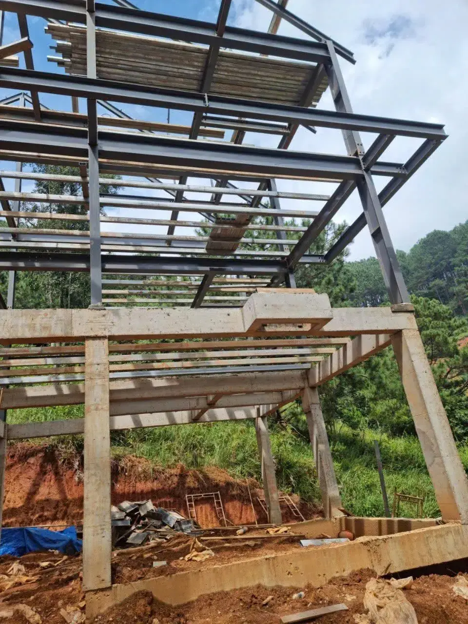 Dầm và xà gồ đỡ tấm ALC